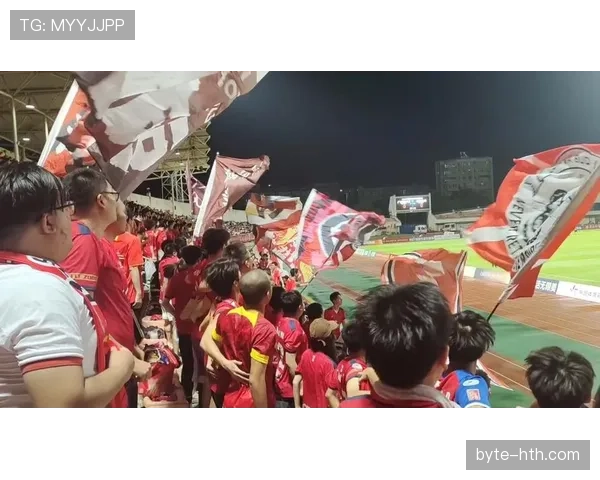 广州队重用足校毕业生 中甲赛场主打青春风暴 广州队重用足校毕业生 中甲赛场主打青春风暴
